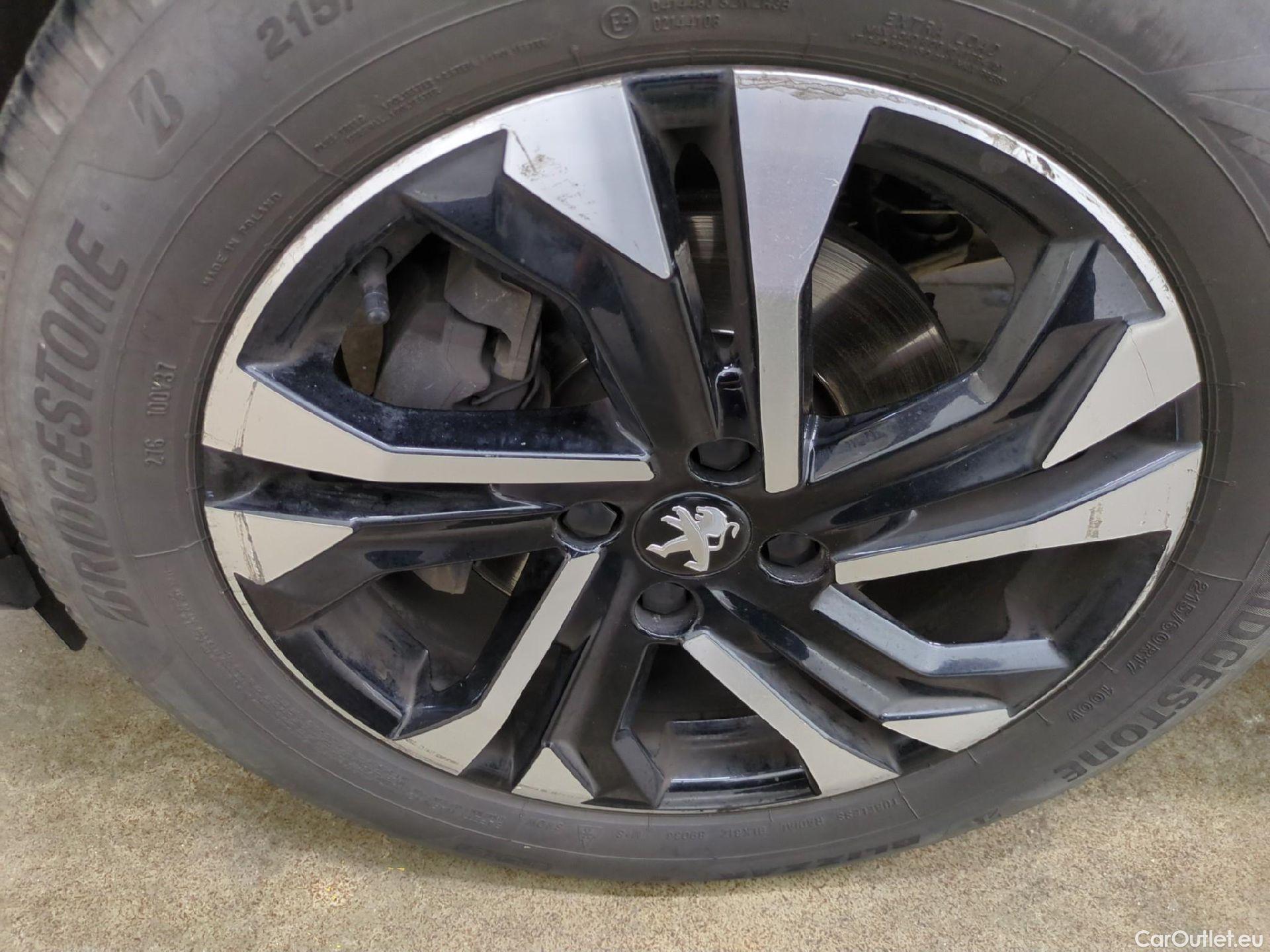  Peugeot  2008  Allure Business 1.5 HDi 130CV BVA8 E6d #22