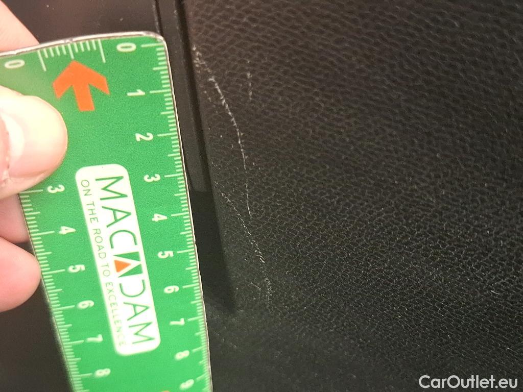  Peugeot  2008  Allure Pack 1.5 HDi 110CV BVM6 E6d #10