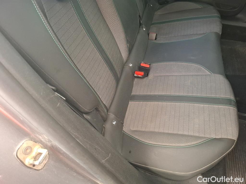  Peugeot  2008  Allure Pack 1.5 HDi 110CV BVM6 E6d #11