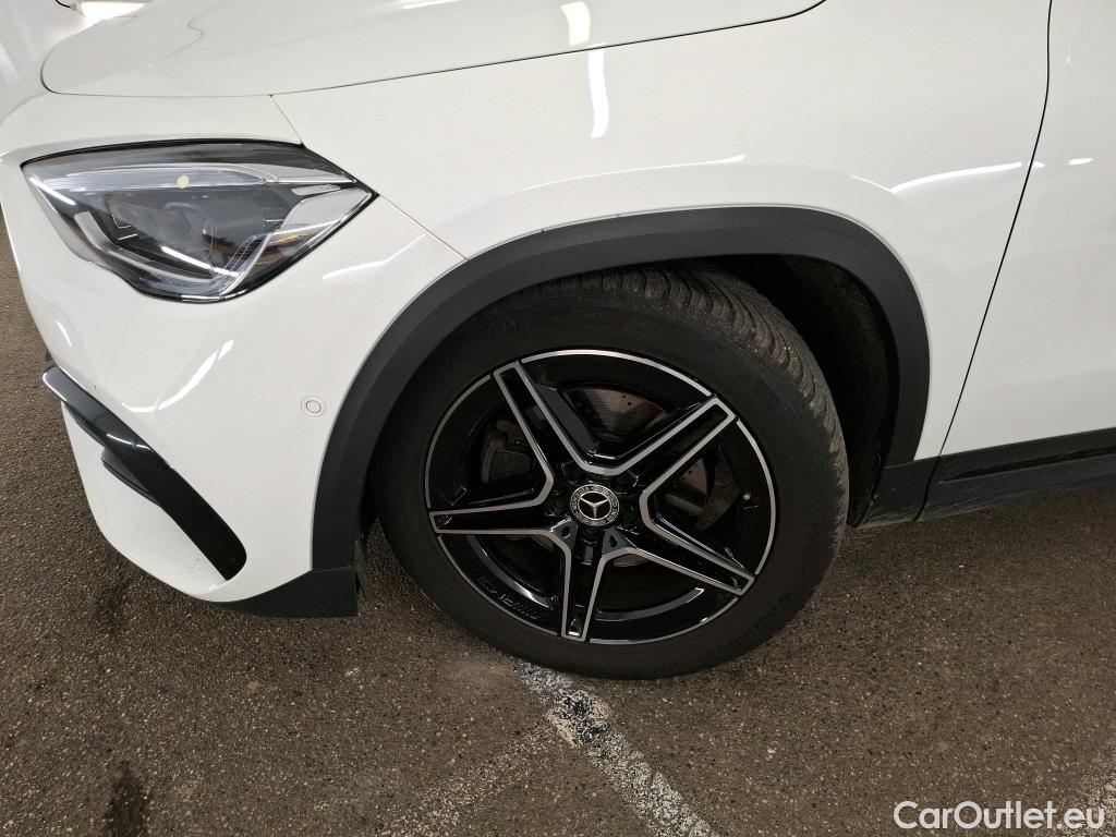  Mercedes  GLA MERCEDES-BENZ  / 2020 / 5P / SUV 2.0  200 D AMG LINE DCT #39