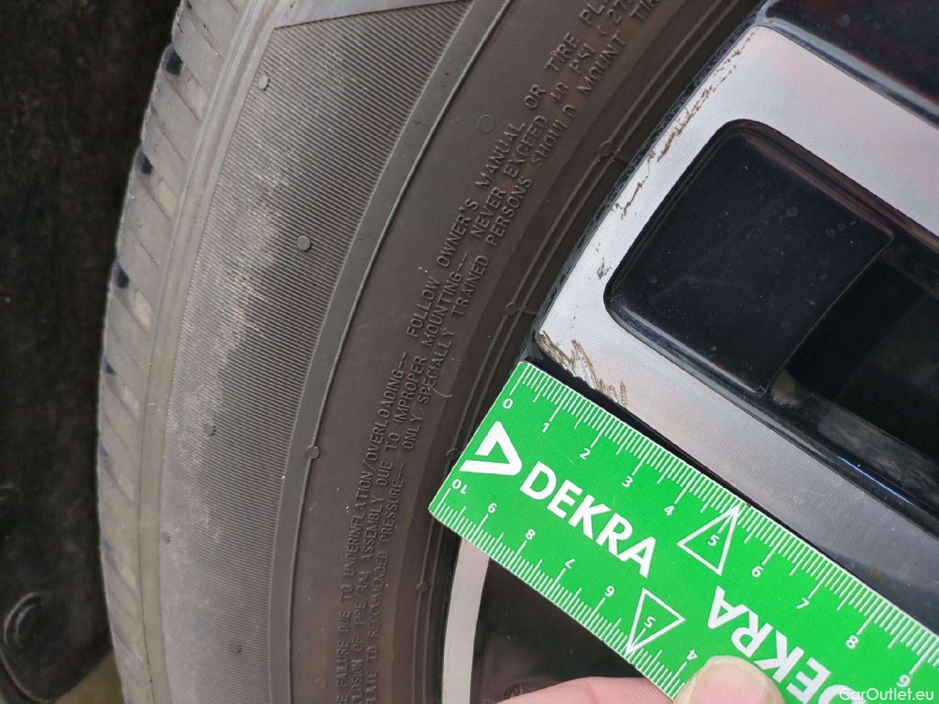  Mercedes  GLA MERCEDES-BENZ  / 2020 / 5P / SUV 2.0  200 D BUSINESS LINE DCT #18