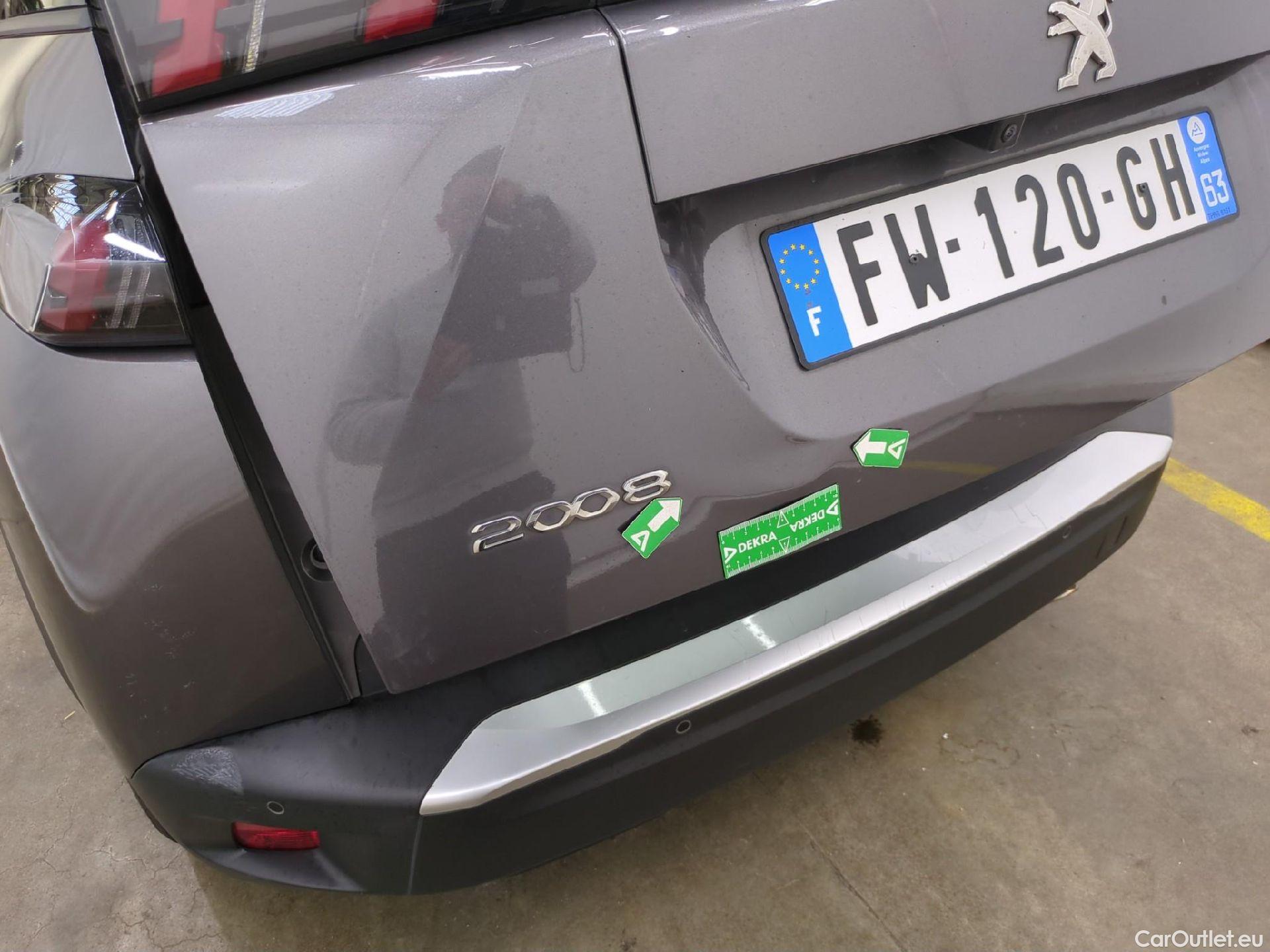  Peugeot  2008  Allure Business 1.5 HDi 130CV BVA8 E6d #64