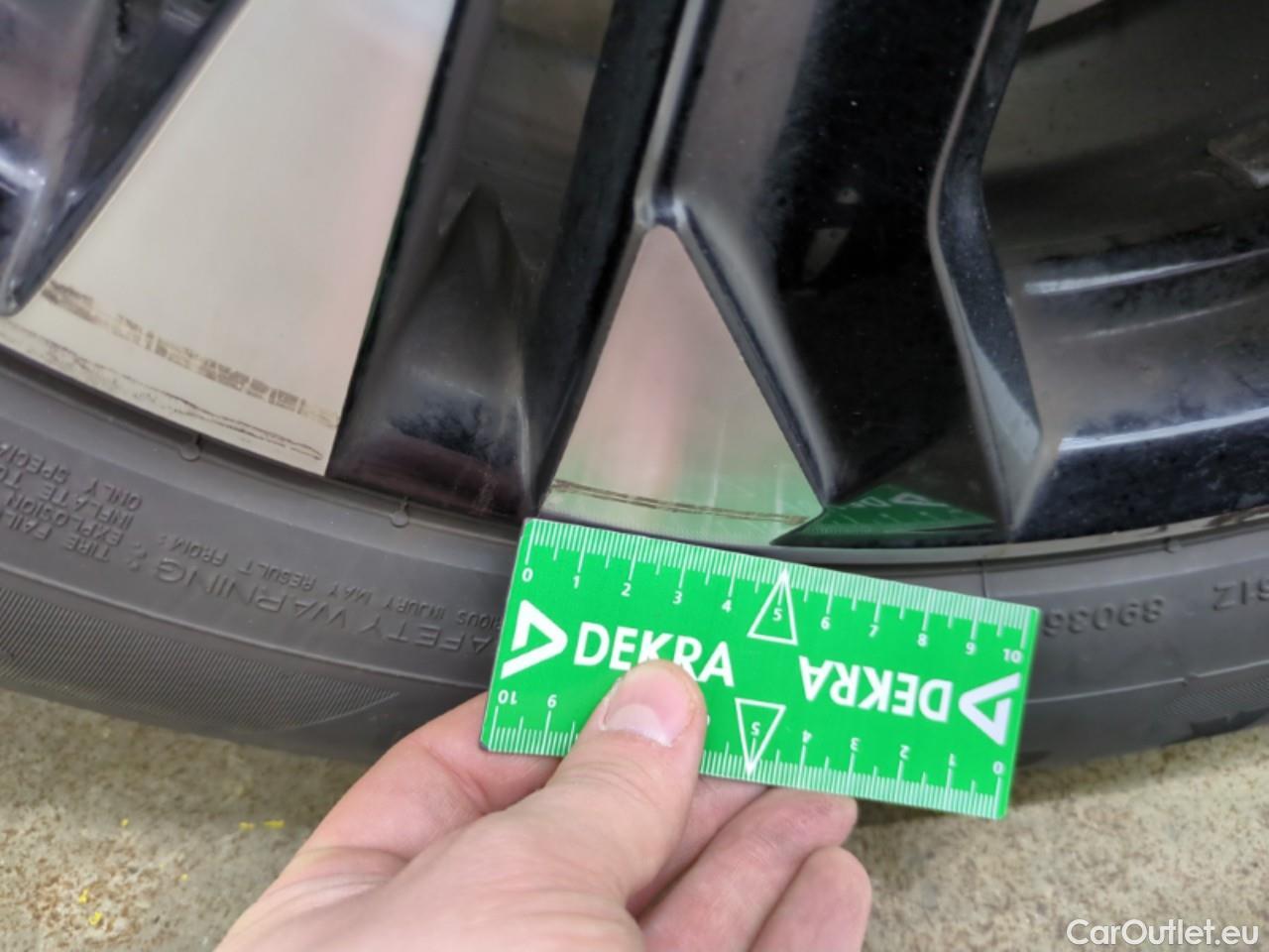  Peugeot  2008  Allure Business 1.5 HDi 130CV BVA8 E6d #18