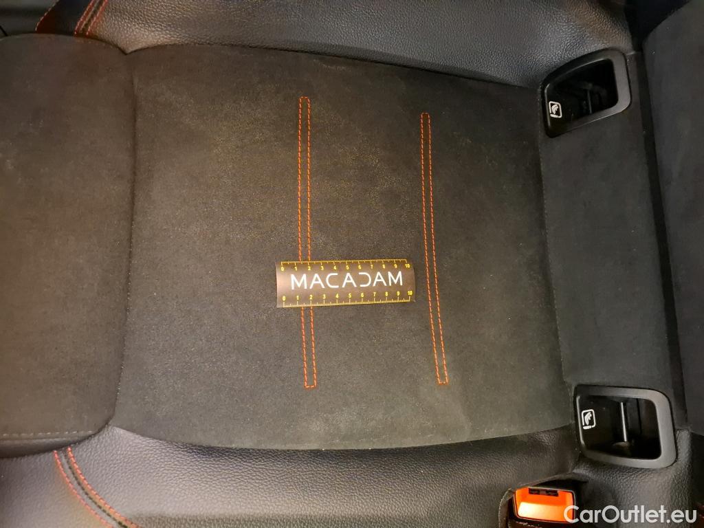  Mercedes  GLA MERCEDES-BENZ  / 2020 / 5P / SUV 2.0  200 D AMG LINE DCT #34