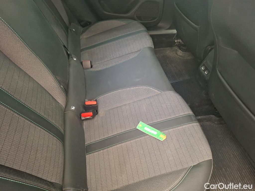  Peugeot  2008  Allure Pack 1.5 HDi 110CV BVM6 E6d #21