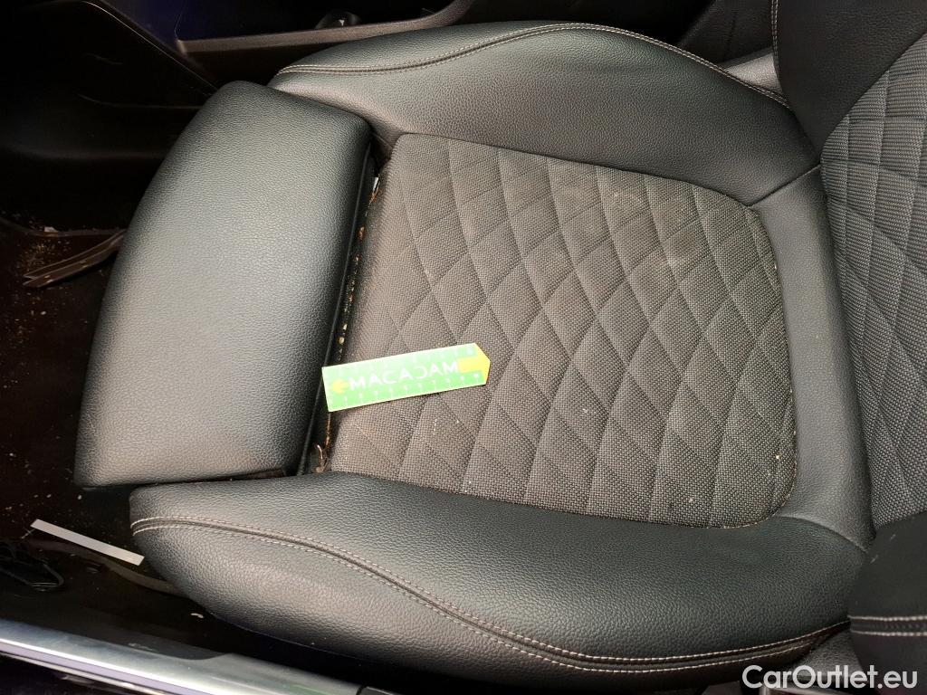  Mercedes  GLB MERCEDES-BENZ  / 2019 / 5P / SUV  200 d Business Line #52