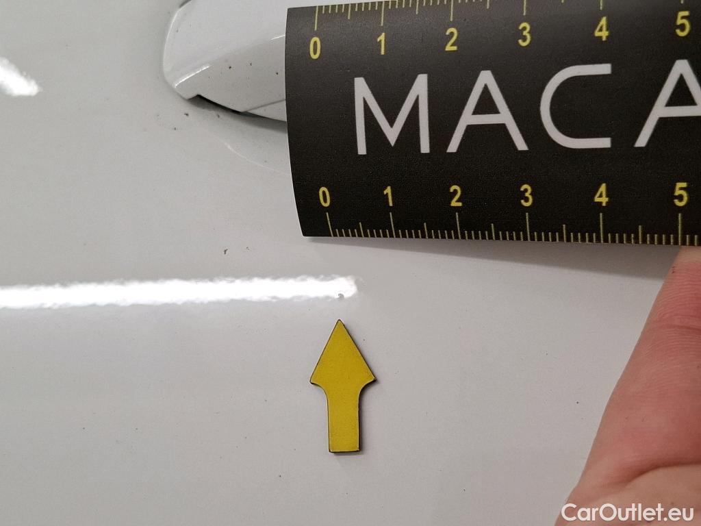  Mercedes  GLA MERCEDES-BENZ  / 2020 / 5P / SUV 2.0  200 D AMG LINE DCT #7