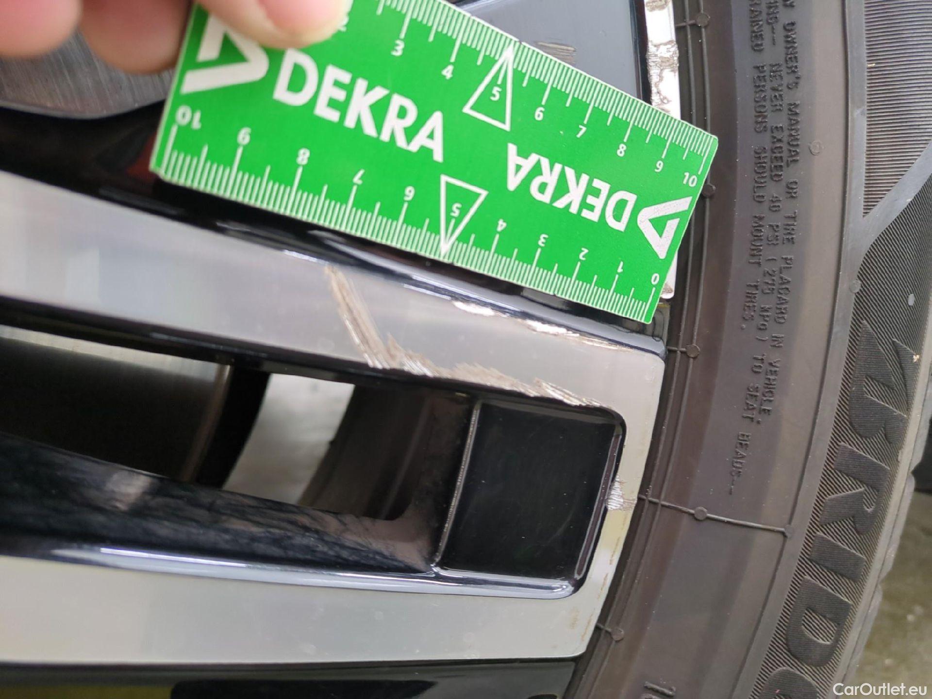  Mercedes  GLA MERCEDES-BENZ  / 2020 / 5P / SUV 2.0  200 D BUSINESS LINE DCT #7