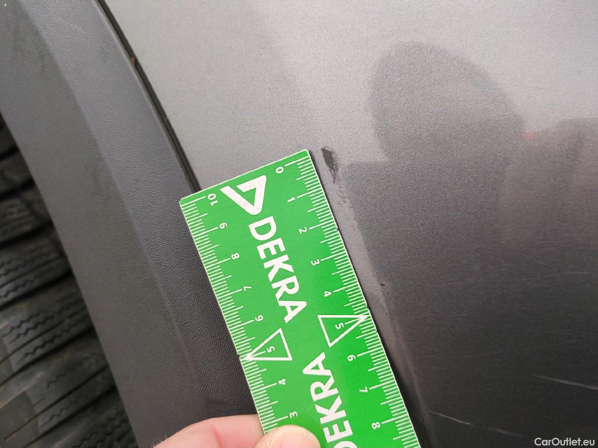  Mercedes  GLA MERCEDES-BENZ  / 2020 / 5P / SUV 2.0  200 D BUSINESS LINE DCT #31