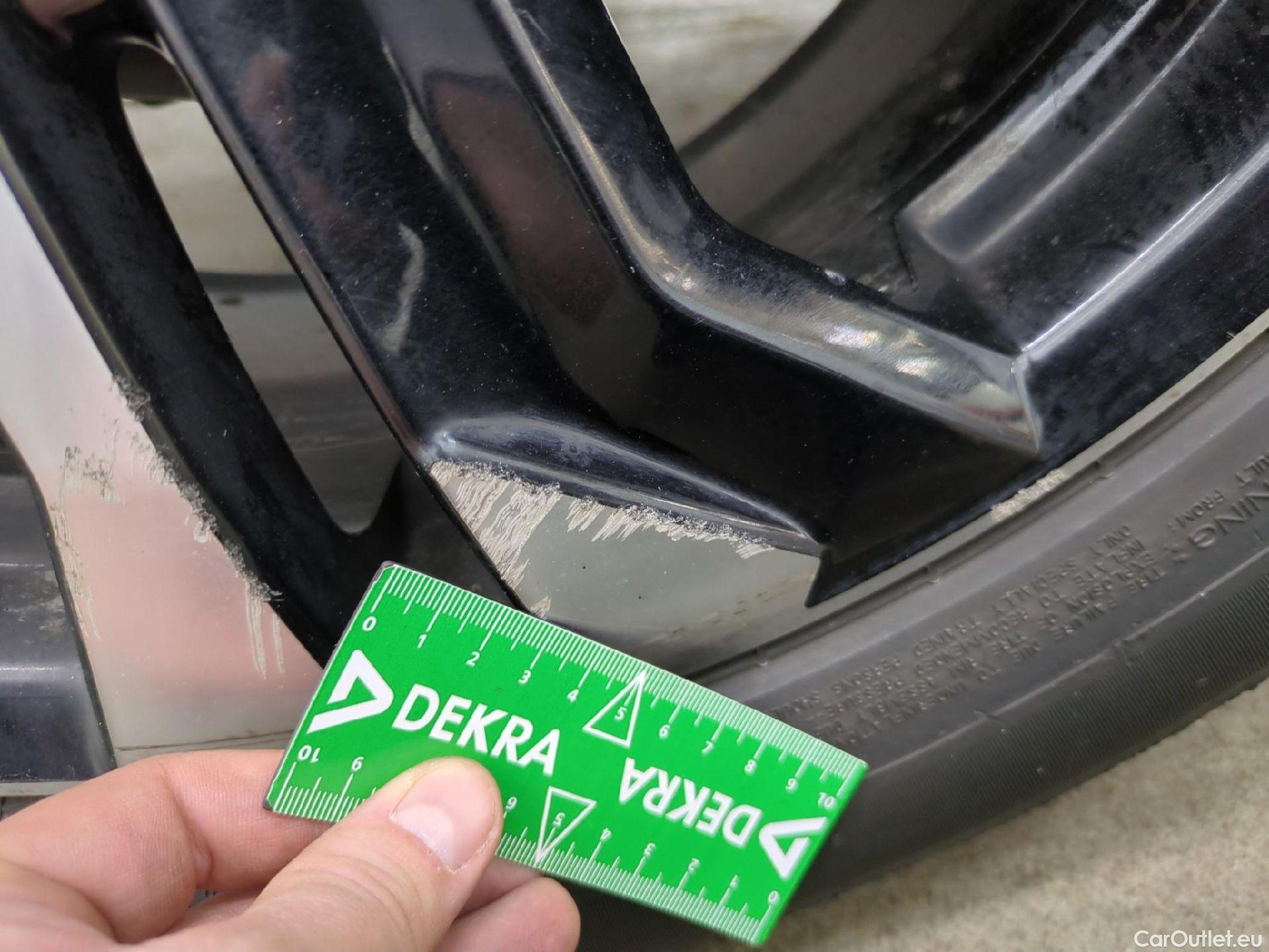  Peugeot  2008  Allure Business 1.5 HDi 130CV BVA8 E6d #33