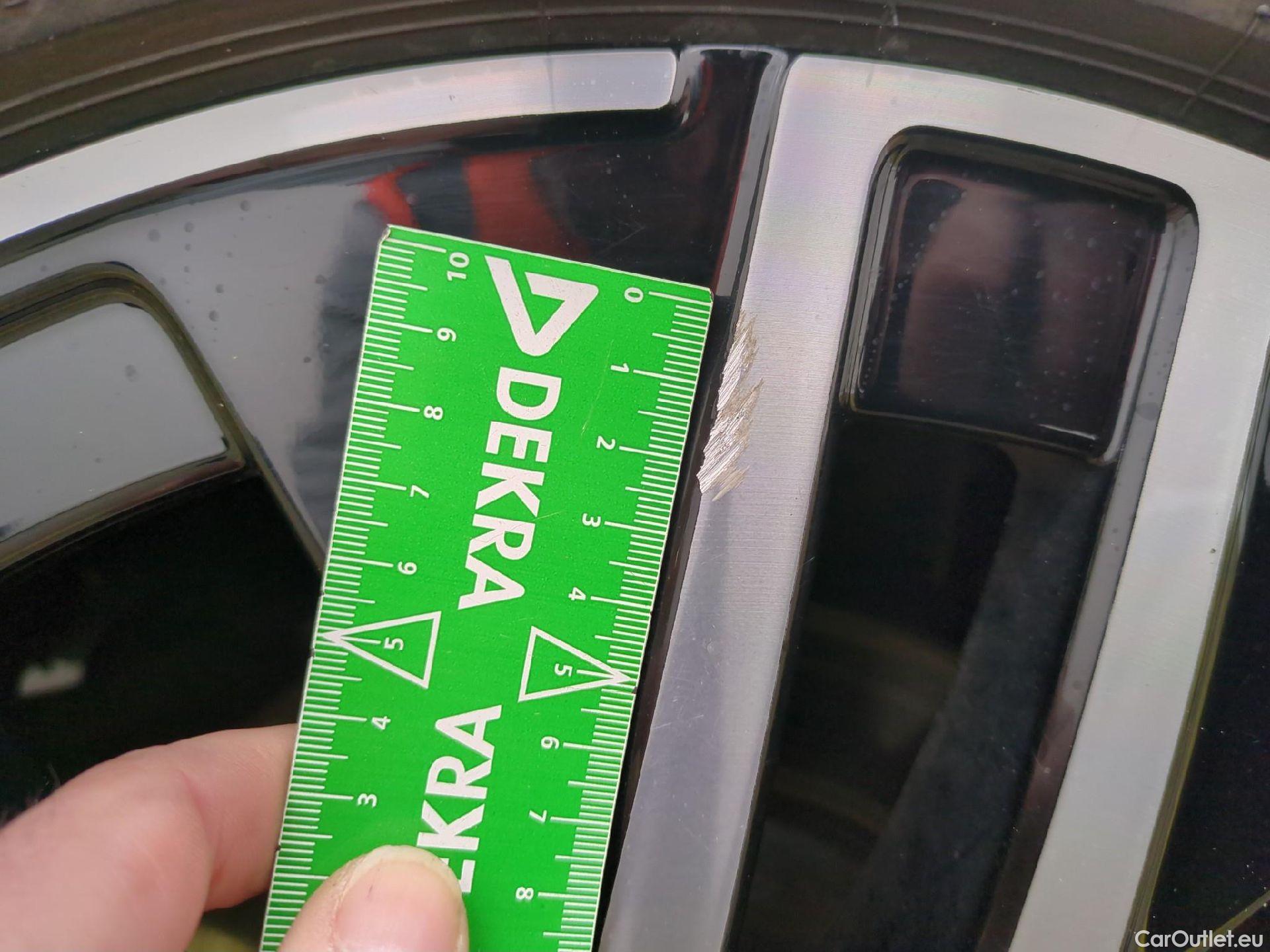  Mercedes  GLA MERCEDES-BENZ  / 2020 / 5P / SUV 2.0  200 D BUSINESS LINE DCT #10