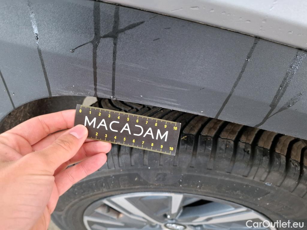  Hyundai  Tucson  Business Hybrid 2WD 1.6 T-GDI 230CV BVA6 E6d #35