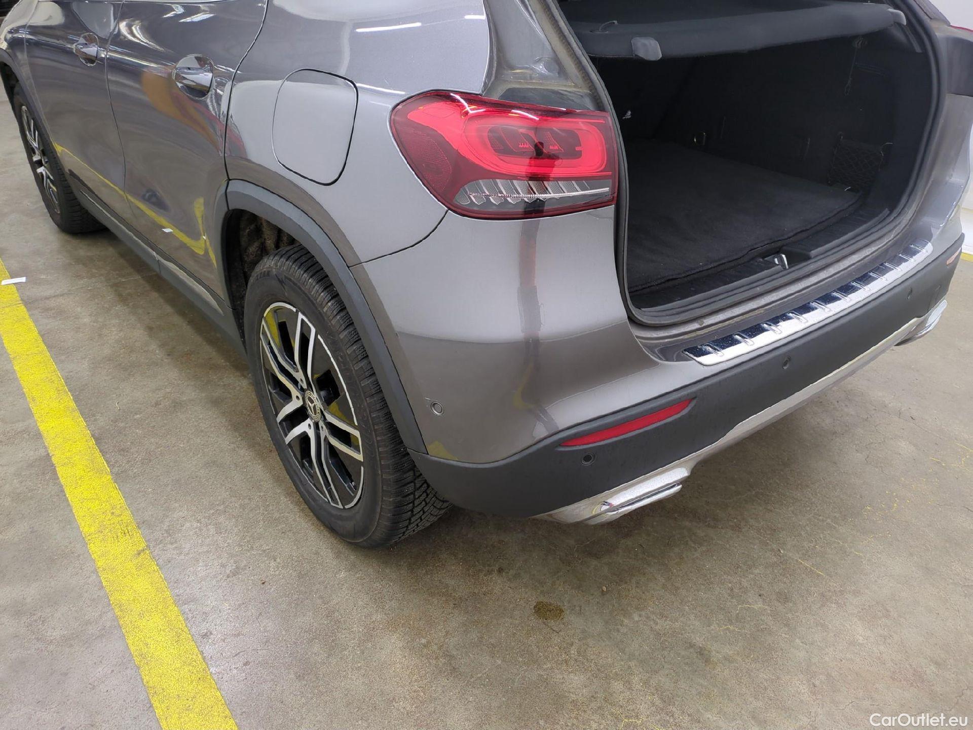  Mercedes  GLA MERCEDES-BENZ  / 2020 / 5P / SUV 2.0  200 D BUSINESS LINE DCT #32