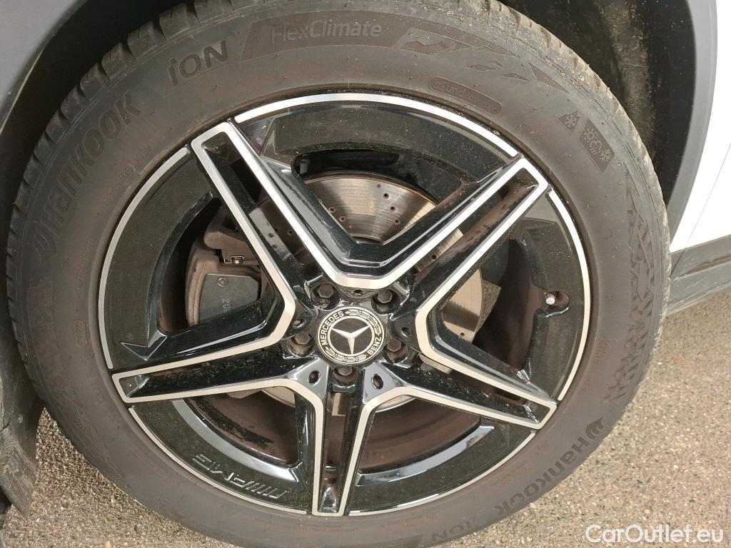  Mercedes  GLA MERCEDES-BENZ  / 2020 / 5P / SUV 2.0  200 D AMG LINE DCT #40