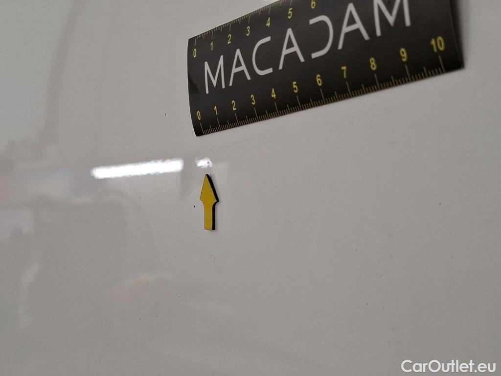  Mercedes  GLA MERCEDES-BENZ  / 2020 / 5P / SUV 2.0  200 D AMG LINE DCT #10