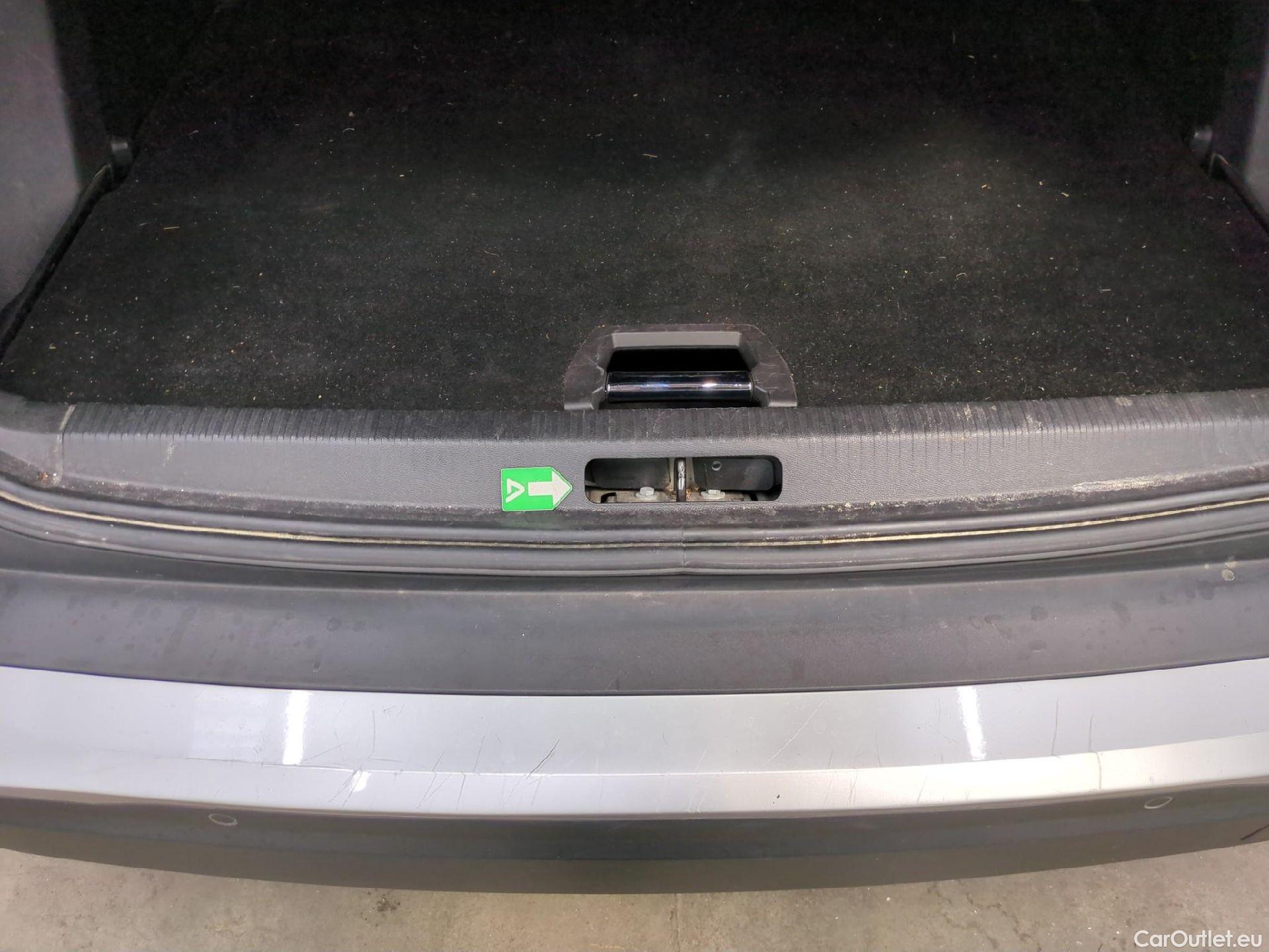  Peugeot  2008  Allure Business 1.5 HDi 130CV BVA8 E6d #7