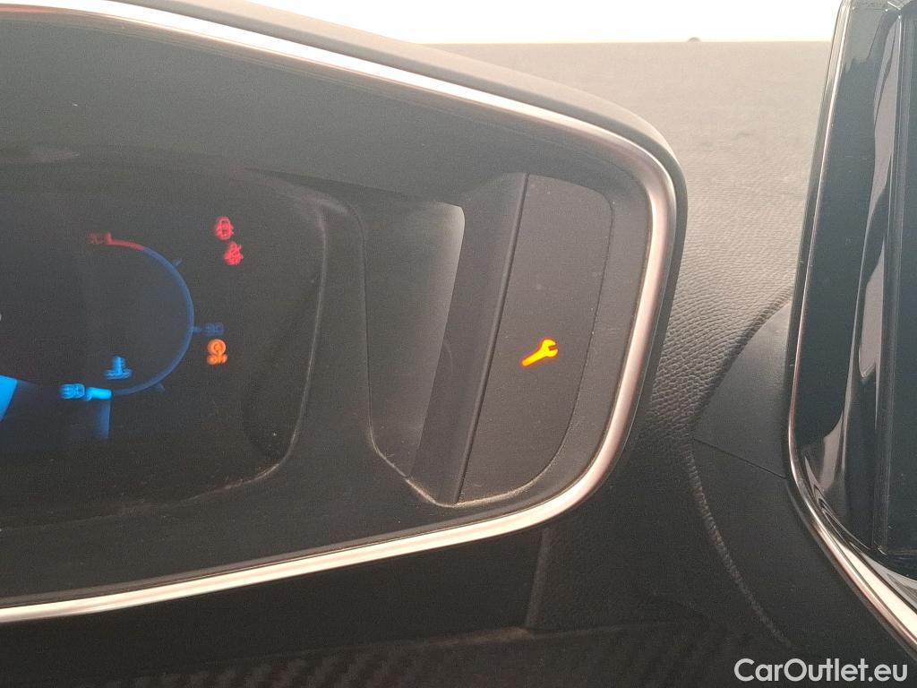  Peugeot  2008  Allure Pack 1.5 HDi 110CV BVM6 E6d #23