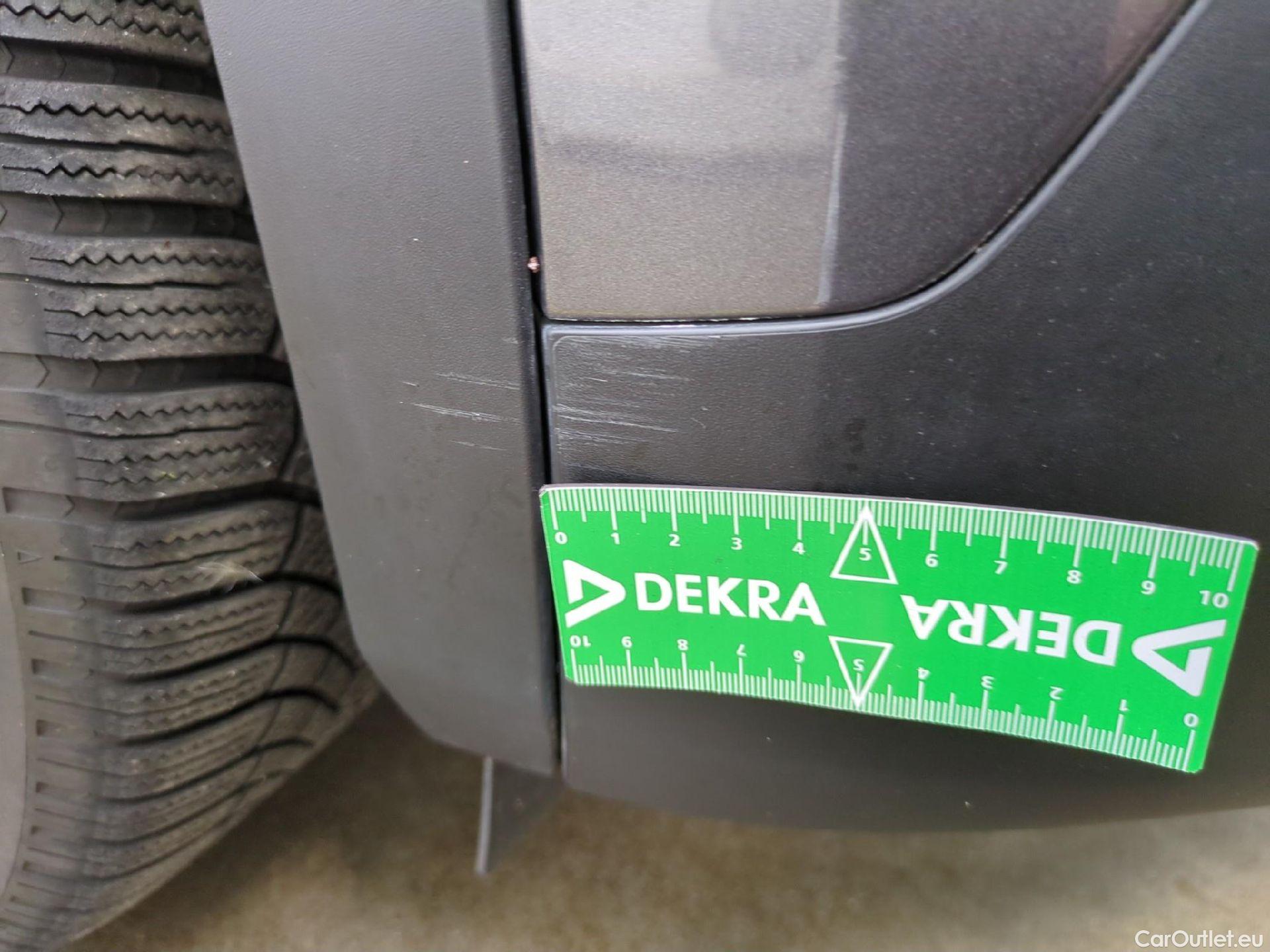  Peugeot  2008  Allure Business 1.5 HDi 130CV BVA8 E6d #46