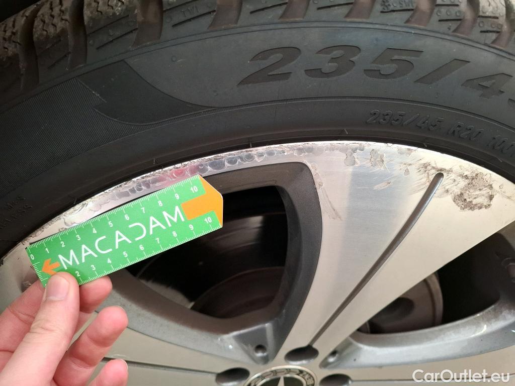  Mercedes  GLB MERCEDES-BENZ  / 2019 / 5P / SUV  200 d Business Line #39