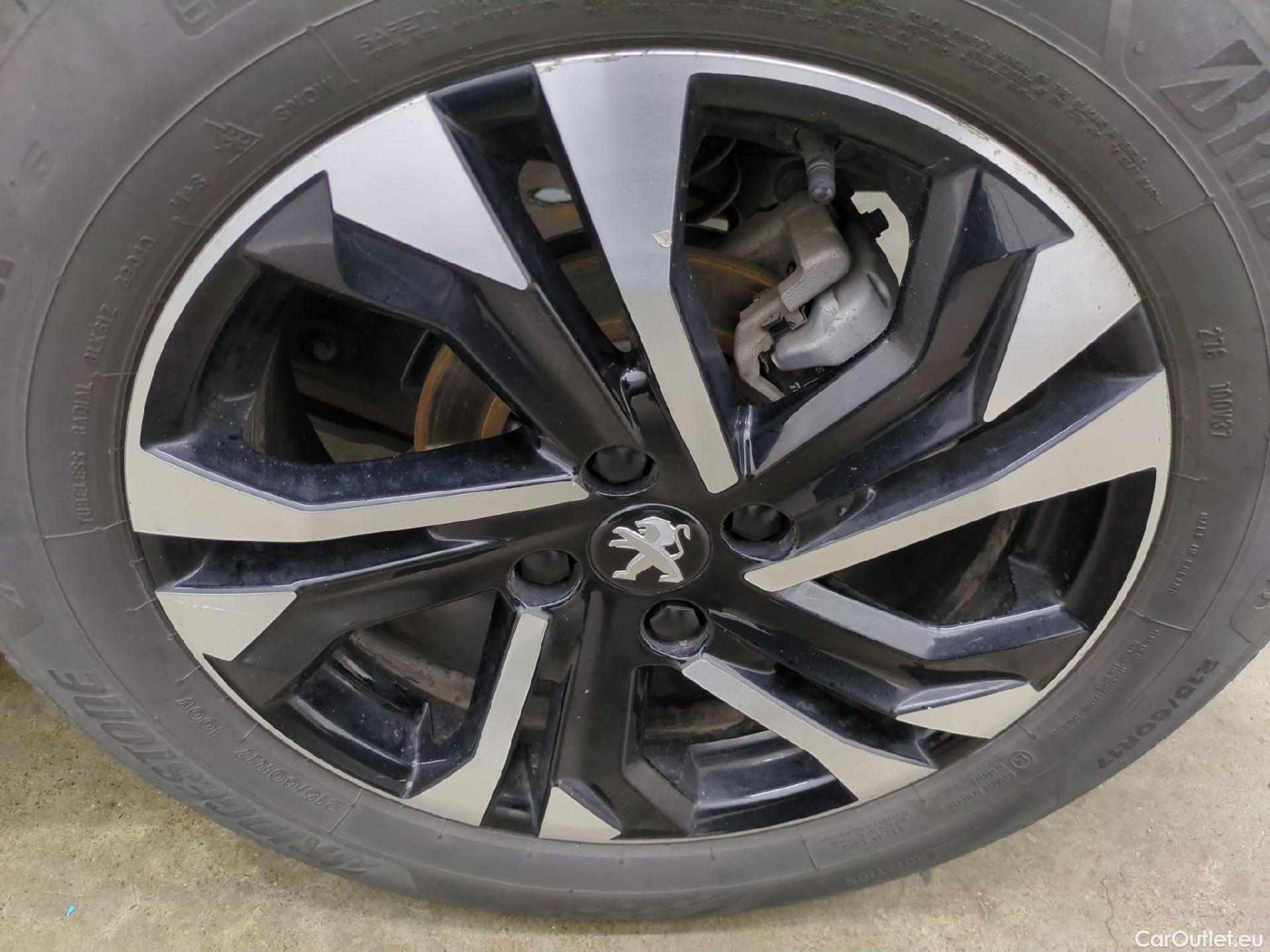  Peugeot  2008  Allure Business 1.5 HDi 130CV BVA8 E6d #26