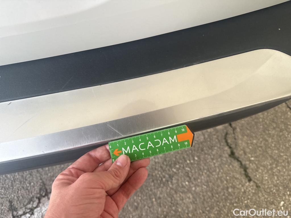  Peugeot  2008  Allure Pack 1.5 HDi 130CV BVA8 E6d #19