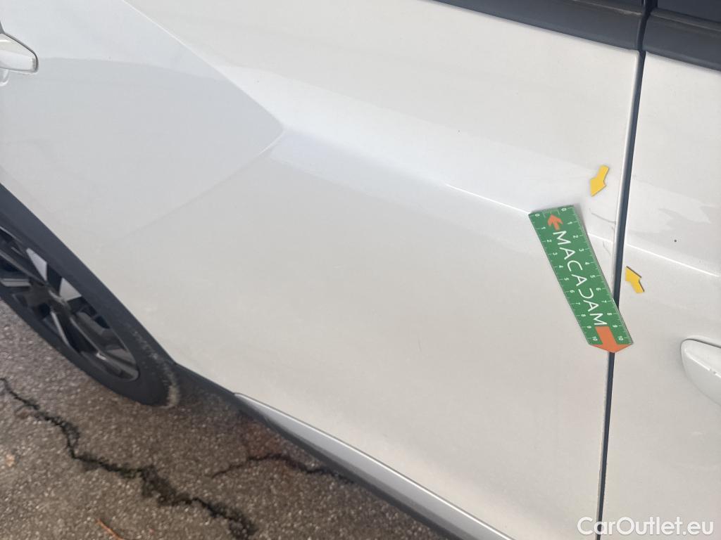  Peugeot  2008  Allure Pack 1.5 HDi 130CV BVA8 E6d #10