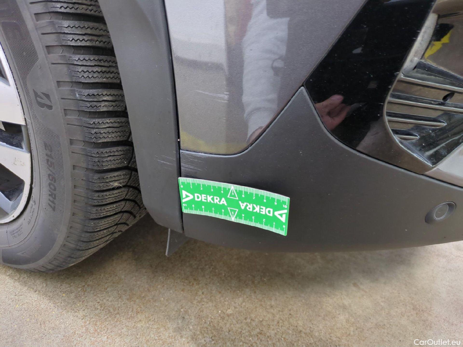  Peugeot  2008  Allure Business 1.5 HDi 130CV BVA8 E6d #47