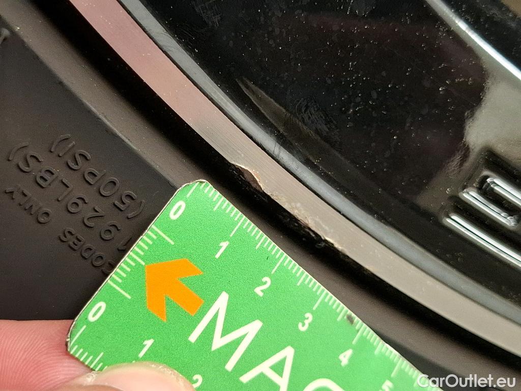  Mercedes  GLA MERCEDES-BENZ  / 2020 / 5P / SUV 2.0  200 D AMG LINE DCT #41