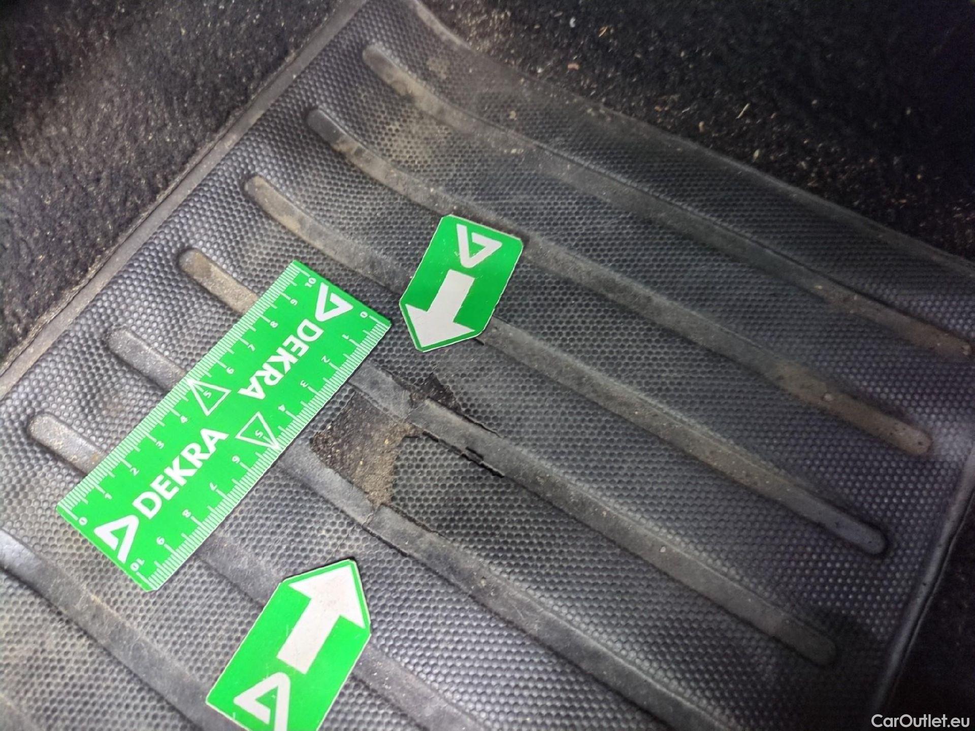  Peugeot  2008  Allure Business 1.5 HDi 130CV BVA8 E6d #2