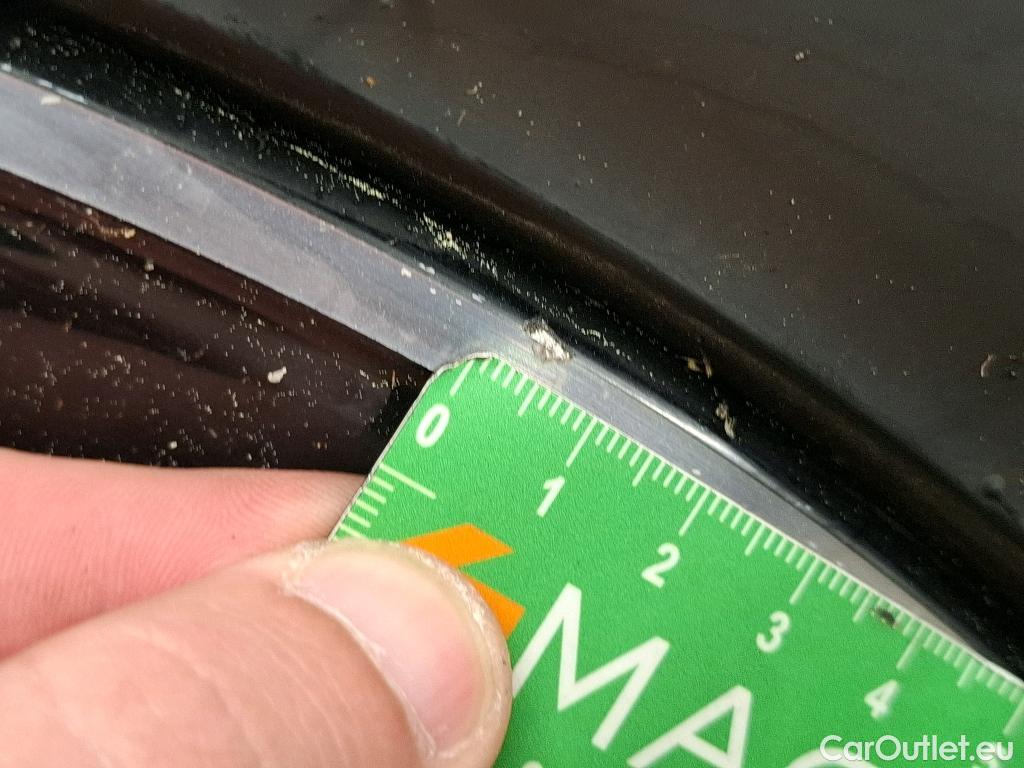  Mercedes  GLA MERCEDES-BENZ  / 2020 / 5P / SUV 2.0  200 D AMG LINE DCT #45