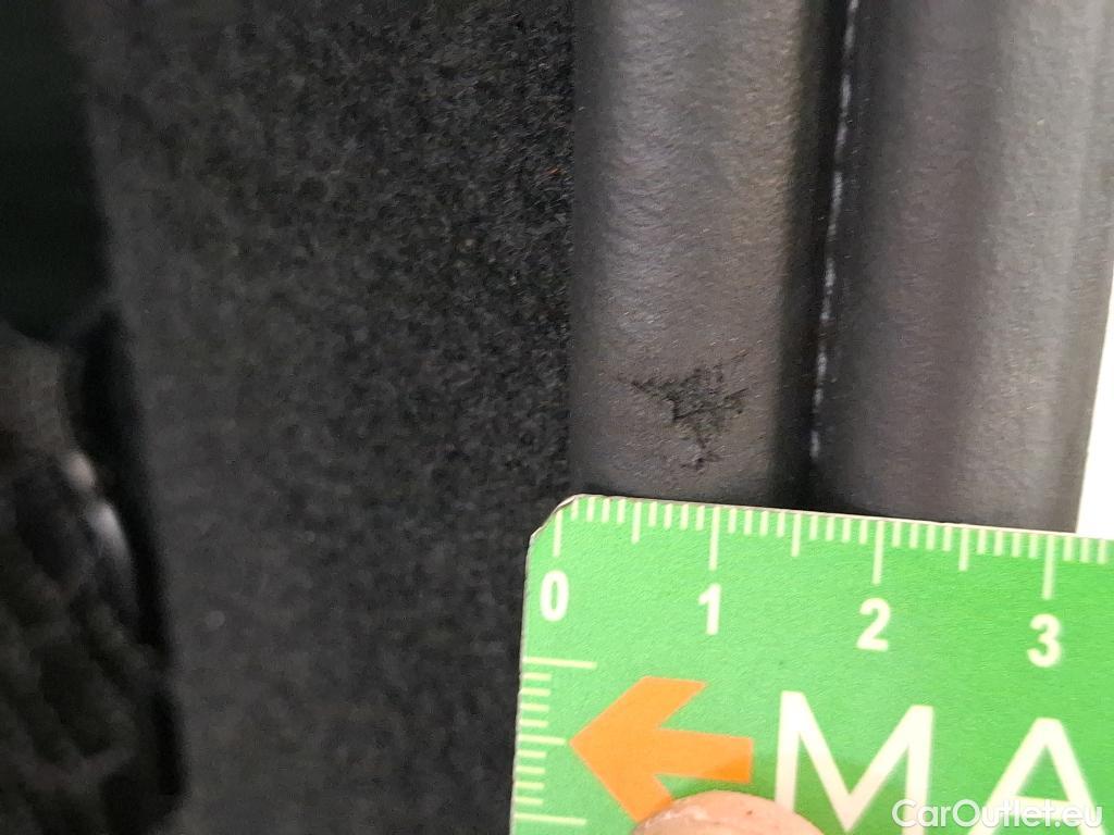  Mercedes  GLA MERCEDES-BENZ  / 2020 / 5P / SUV 2.0  200 D AMG LINE DCT #23