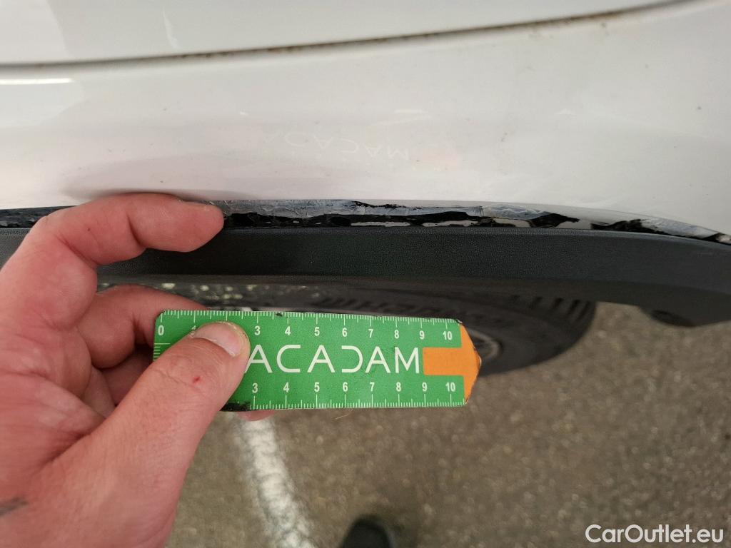  Mercedes  GLA MERCEDES-BENZ  / 2020 / 5P / SUV 2.0  200 D AMG LINE DCT #47