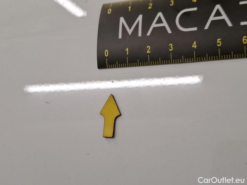  Mercedes  GLA MERCEDES-BENZ  / 2020 / 5P / SUV 2.0  200 D AMG LINE DCT #6