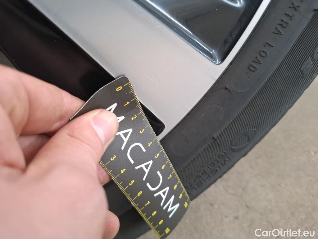  Mercedes  A-Klasse MERCEDES-BENZ Classe A Berline / 2018 / 4P / Berline A 180 d Business Line 8G-DCT #11