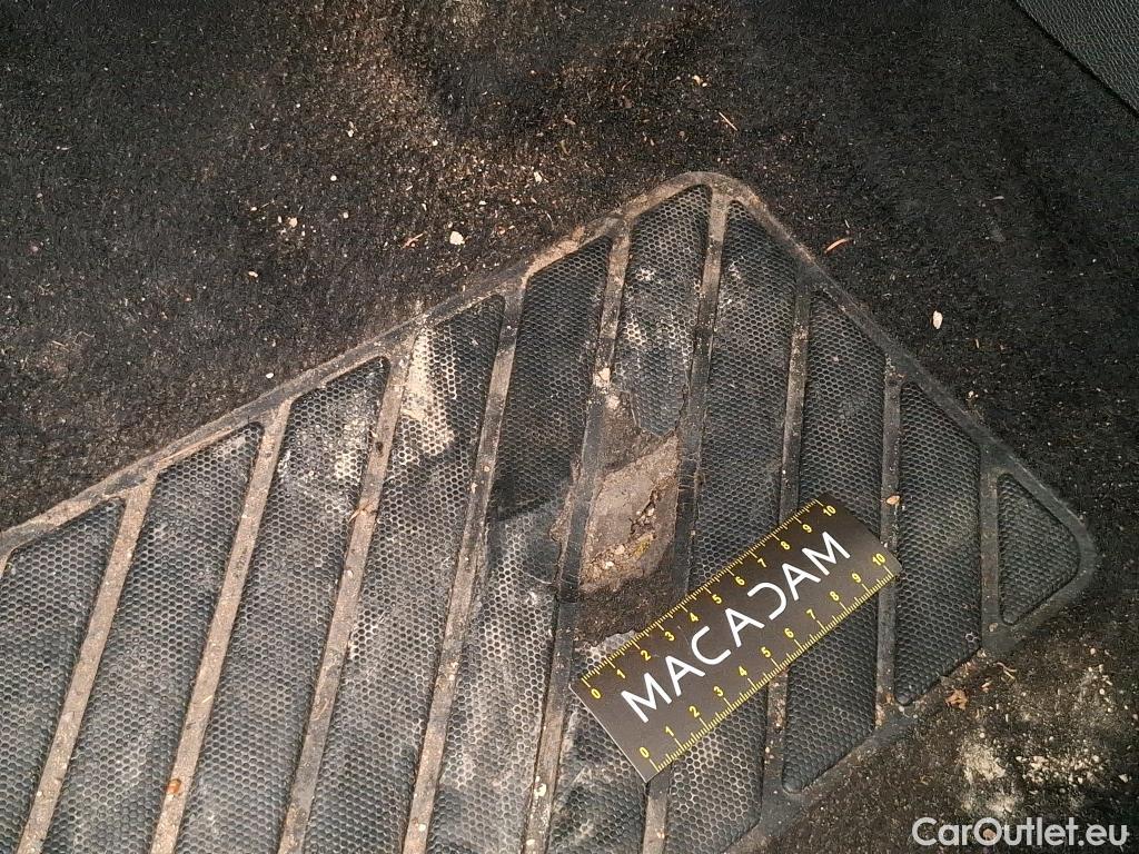  Peugeot  3008  Active Business 1.5 HDi 130CV BVA8 E6d #51