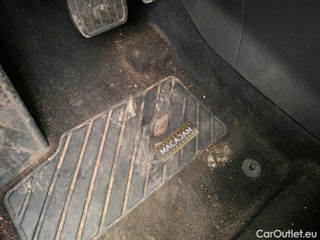  Peugeot  3008  Active Business 1.5 HDi 130CV BVA8 E6d #50