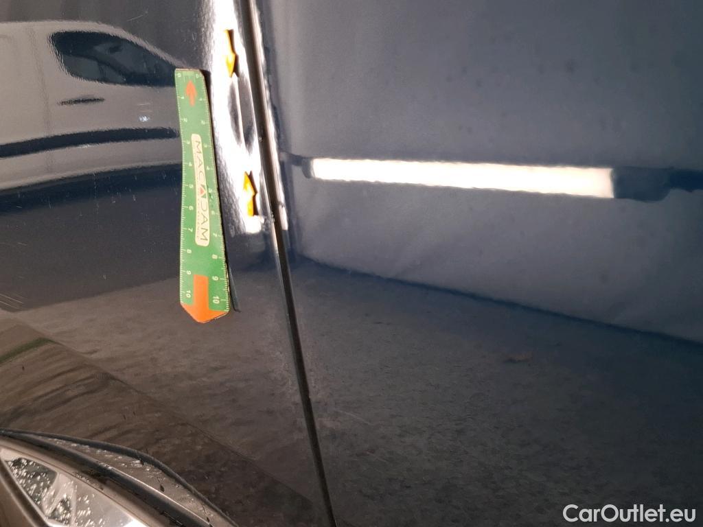  Peugeot  3008  Allure 1.5 HDi 130CV BVA8 E6d #5