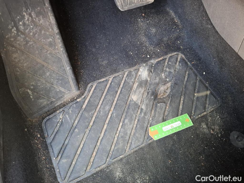  Peugeot  3008  Active Business 1.5 HDi 130CV BVA8 E6d #55