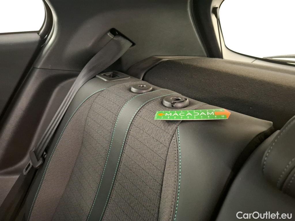  Peugeot  2008  Allure 1.5 HDi 130CV BVA8 E6d #1