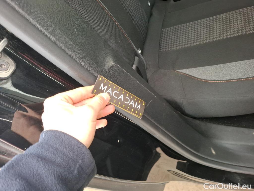  Peugeot  3008  Active Business 1.5 HDi 130CV BVA8 E6d #41