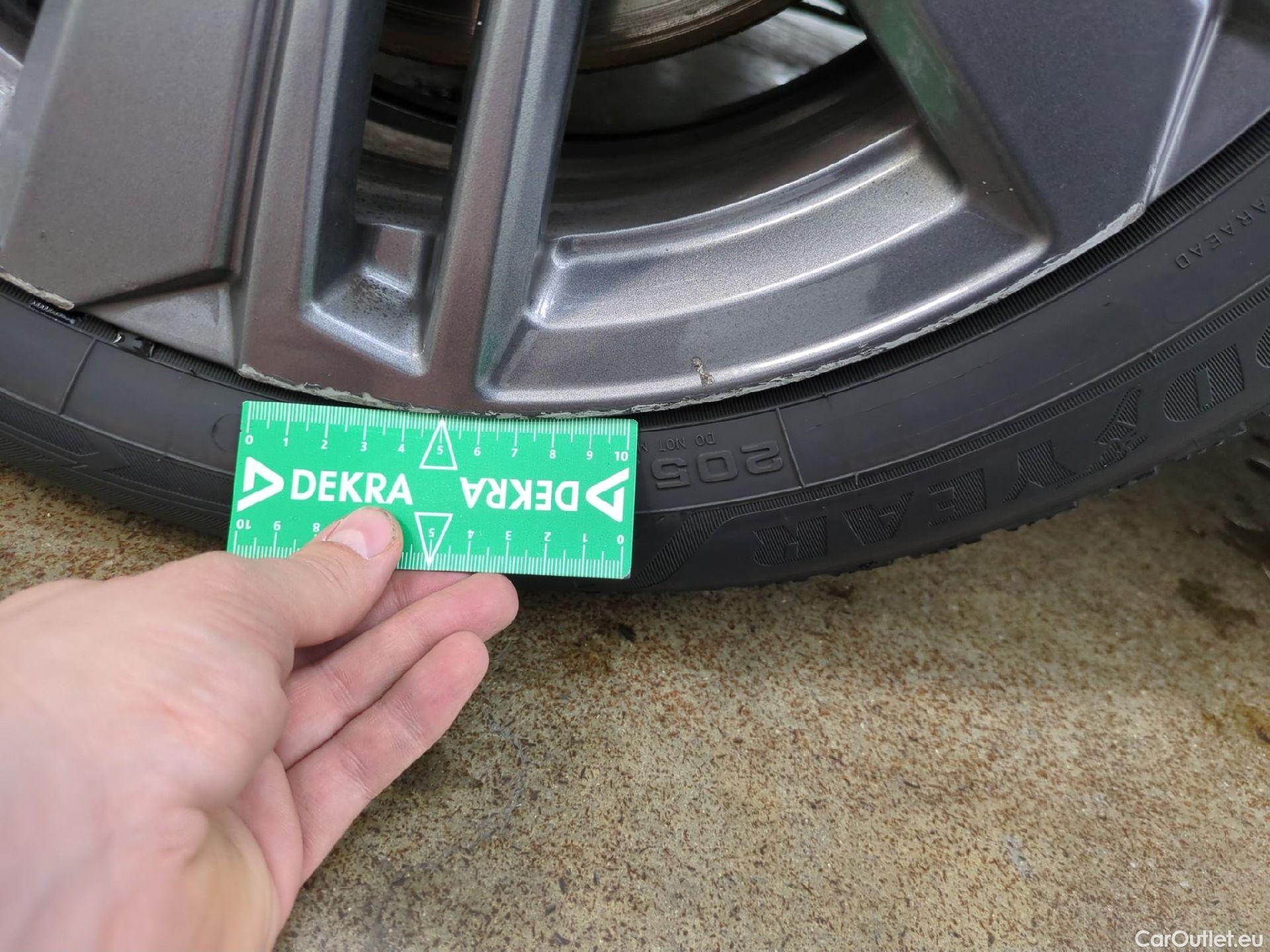  Peugeot  308  SW Active Pack 1.5 HDi 130CV BVM6 E6d #20