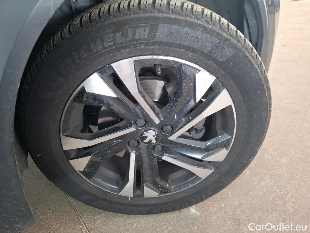  Peugeot  2008  Allure Business 1.5 HDi 130CV BVA8 E6d #16