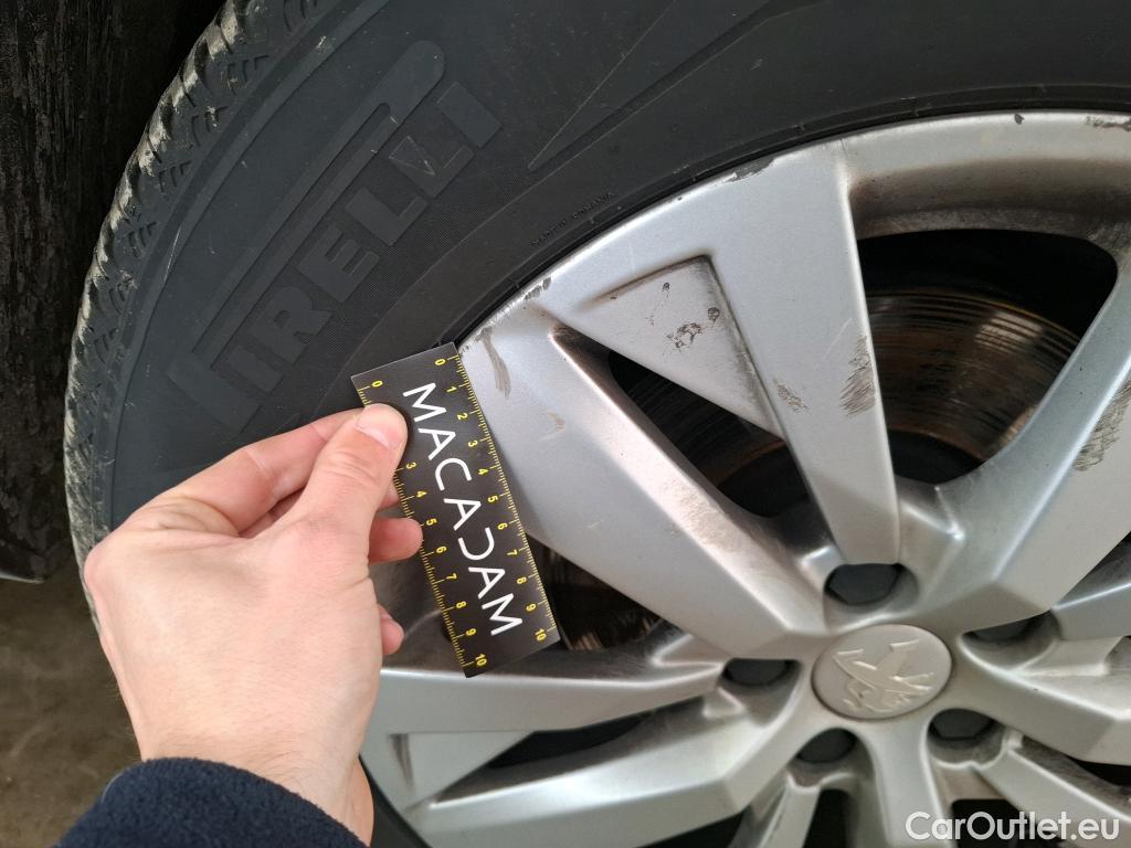  Peugeot  3008  Active Business 1.5 HDi 130CV BVA8 E6d #31