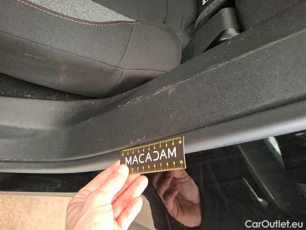  Peugeot  3008  Active Business 1.5 HDi 130CV BVA8 E6d #46