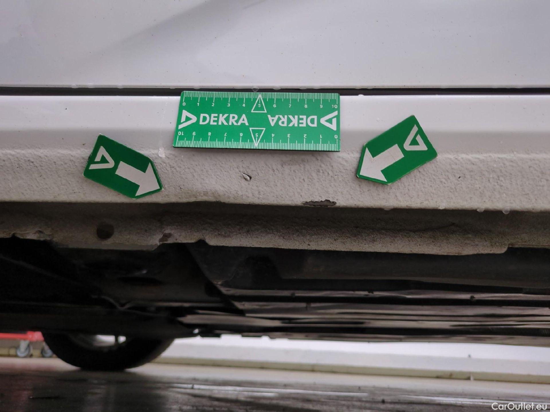  Peugeot  308  SW Active Pack 1.5 HDi 130CV BVM6 E6d #30