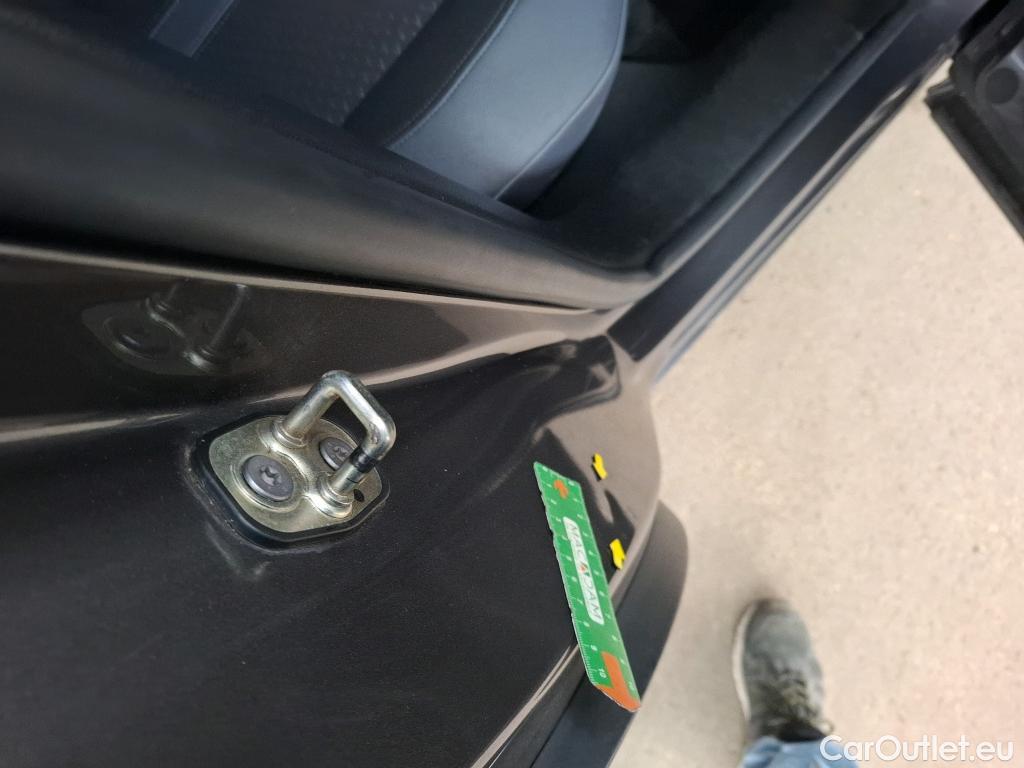  Peugeot  2008  Allure Business 1.5 HDi 130CV BVA8 E6d #28