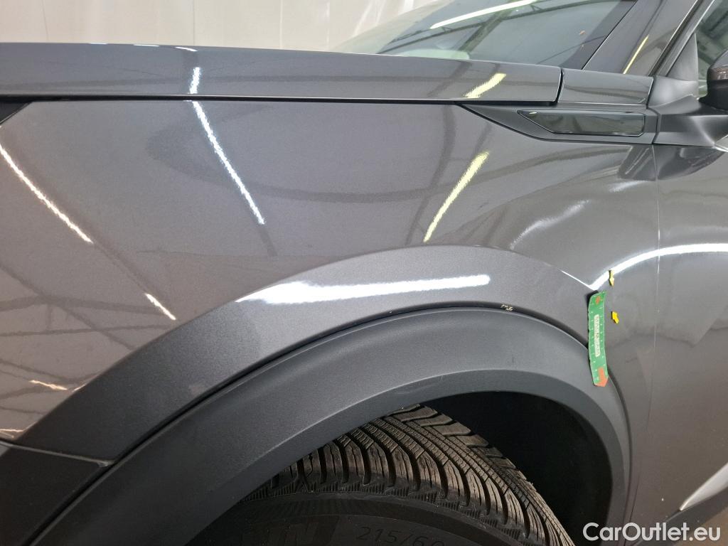  Peugeot  2008  Allure Business 1.5 HDi 130CV BVA8 E6d #30