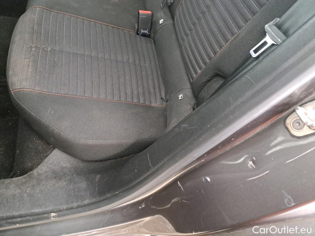  Peugeot  2008  Active Business 1.5 HDi 100CV BVM6 E6d #22