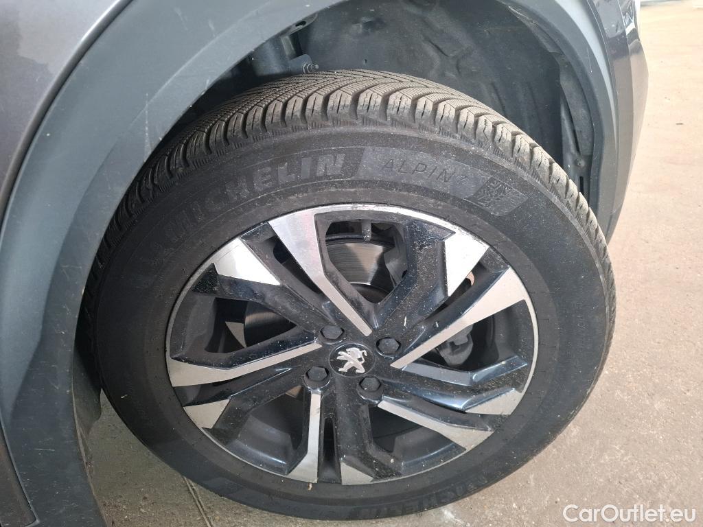  Peugeot  2008  Allure Business 1.5 HDi 130CV BVA8 E6d #15