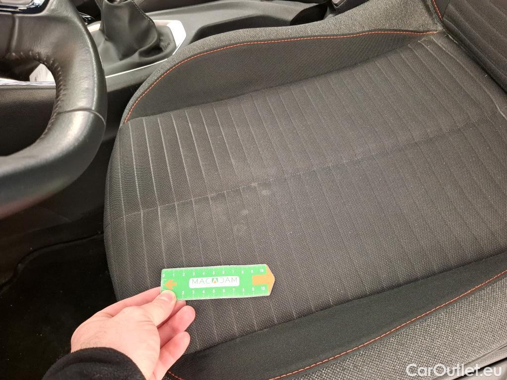  Peugeot  2008  Active Business 1.5 HDi 110CV BVM6 E6d #62